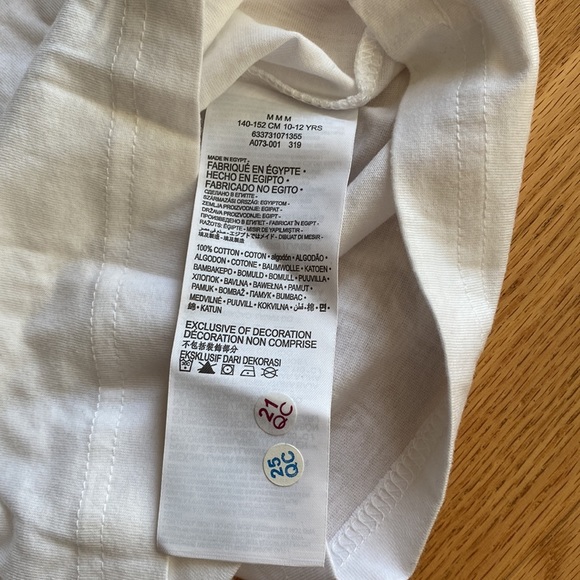 Levi's Boys' Classic Batwing T-Shirt - Picture 12 of 13